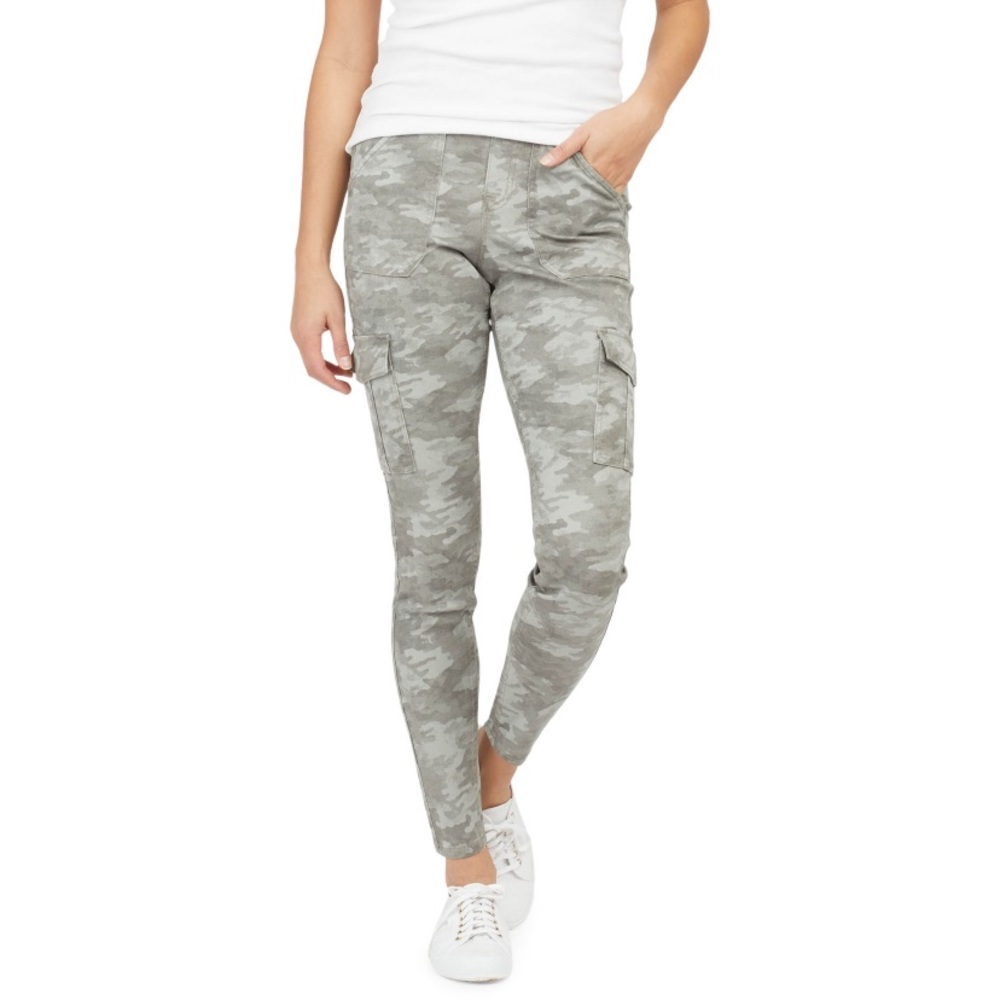 BNWT Spanx Stretch Twill Ankle Cargo Pants